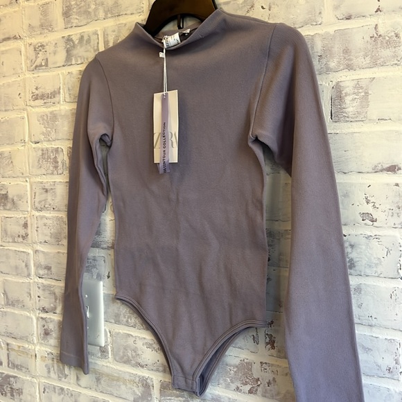Zara Women's Bodysuit L/S Limitless Contour Ribbed Open Back Purple Sz M-L NWT - Picture 2 of 9